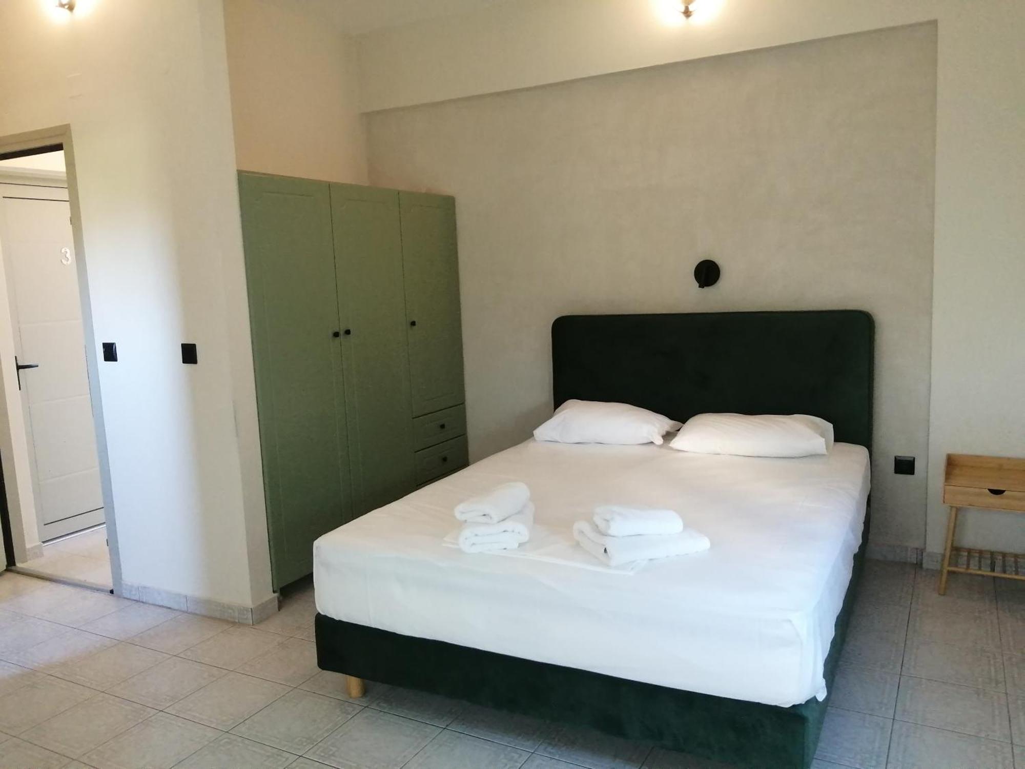 Filanthi Costas Hotel Ступа Екстериор снимка